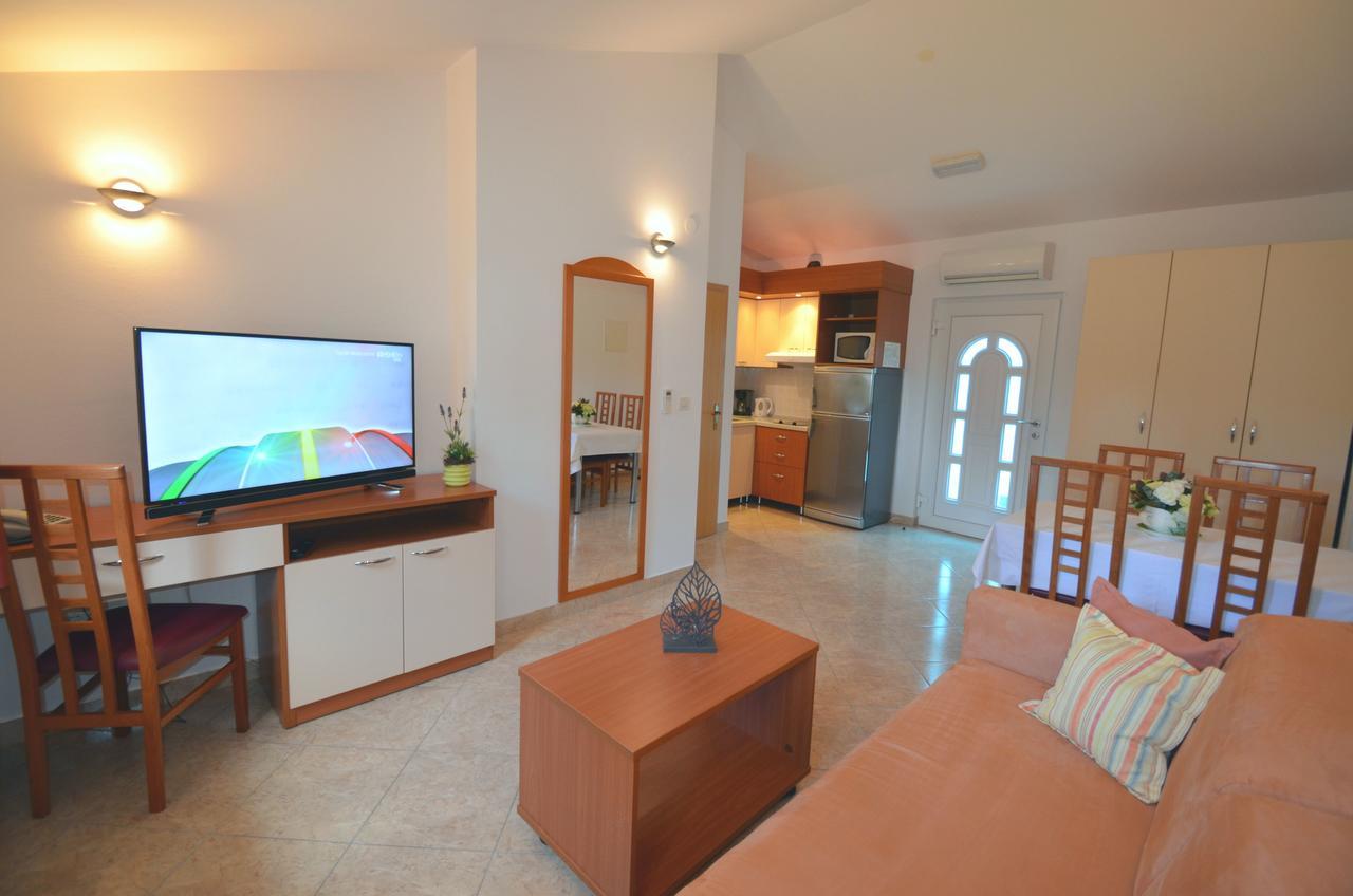 Apartments Materada Residence ポレッチ エクステリア 写真